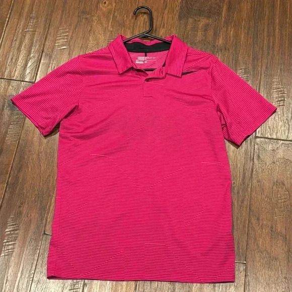Small NIKE Gold Standard Fit in Striped Pink - Picture 7 of 13